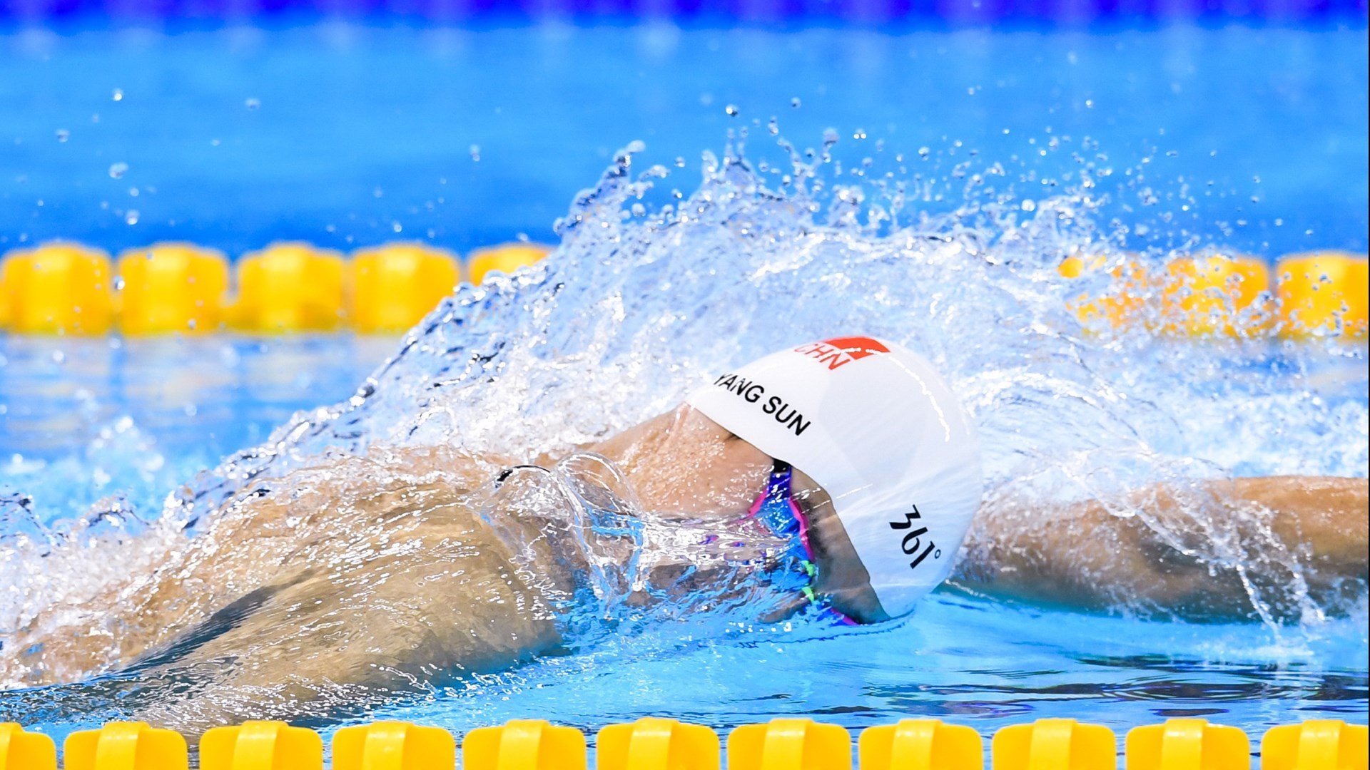 钢铁之盾，德罗赞锁死篮网，雷霆的防守艺术